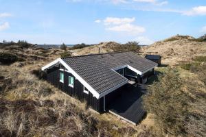 Summer House With Sea View In The Dunes