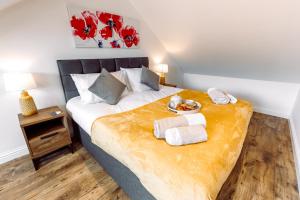 Chute House 4 Bed House Private Garden City Ccenter