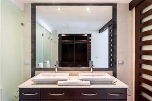 402N Casa Lucerna apts