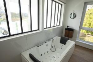 Villas Villa 8 pers, Jacuzzi & Sauna : photos des chambres