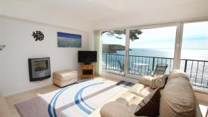 Redcliffe Apartments K