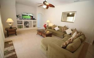 #440-Large 5 bed pool home with excellent privacy