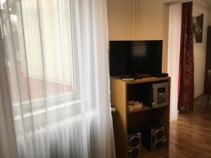 Ferienhaus am Fluss mit traumhafter Dachterrasse ,Garten und Grill