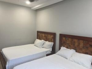 Break Water Point Penthouse 7th Floor