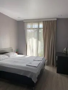 Entire apartment in front of Gonio Fortress - 高尼奥