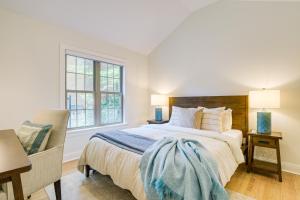 Beautiful Raleigh Cottage Rental 5 Mi to Downtown