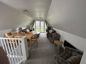 Valley Lodge 20