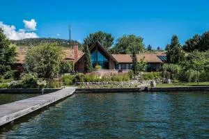 Lake House at Quails' Gate Winery - West Kelowna