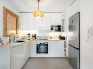 Appartement neuf, 8 pers, proche télésiège et pistes, Les Belleville - FR-1-570-26
