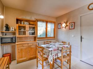 Appartement T2 idéalement situé entre les télécabines Mont Chéry et Chavannes, au cœur des Gets - FR-1-685-49