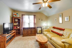 Rural Minnesota Apartment with Fire Pit