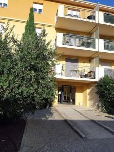 Appartements Appt T2 avec piscine Avignon Le Pontet : photos des chambres