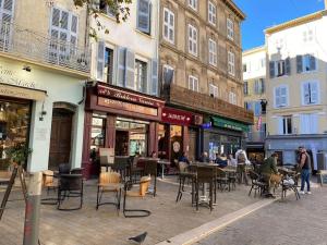 Appartements Akropole de Caroline, Central, Lumineux, Calme, Free Parking, Lift, 3 Beds : photos des chambres