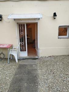 Cosy Studio meublé avec piscine partagée