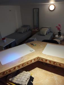 Super Studio meublé avec piscine partagée