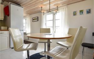 2 Bedroom Amazing Home In Ulfborg