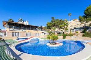 CH Zeus La Marquesa Golf