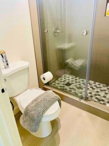 Beautiful home near Disneyland. Entire place!