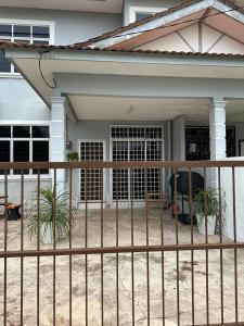 HOMESTAY KAK NAA