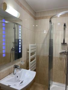 Standard Twin Room room in Samaa Hotel
