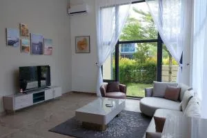 3 Room ForestCity Villa near Golf Course w Netflix - Kampong Parit Tengah