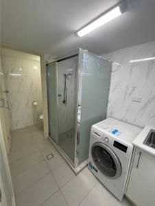 Camden House - Hosted by Burleigh Letting