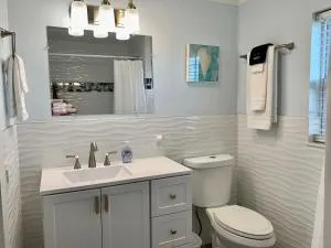 Sand Castle Apartments - Crescent Beach