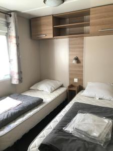 Campings DOMAINE DE KERLANN-MH6PERS-2CH-grande terrasse-tout confort : photos des chambres