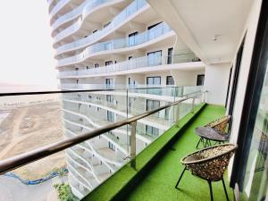 IL DIVO Citadines Marina Halong