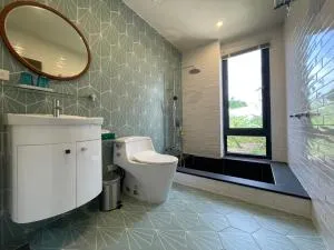 Piano Hotel - Chung-fu-ts'un