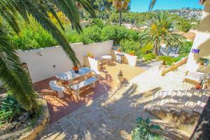 NEO - sea view villa with private pool in Moraira