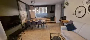 Apartament I Młyny Gdańskie blisko centrum - Emaus