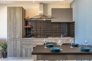 Brand New Apartment With Terrace St Julians - Sleeps 4