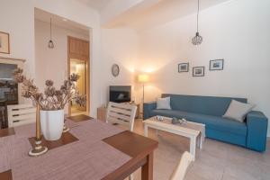 Stylish Central Renovated Apartment