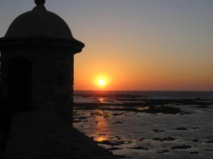 Casa Playa Caleta, a 4 minutos de la playa