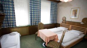 Quadruple Room room in Hotel Hadrigan