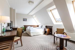 Double Room room in Hotel Crocus