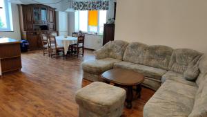 Riverside Stay at Stary Rynek - billiards, foosball and arcade games