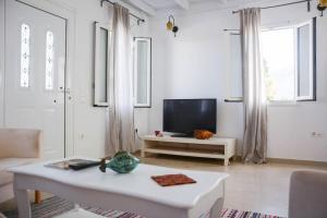 White Wave Villa, 3min walk from beach