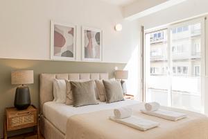 Ceuta Studio Apartments by LovelyStay