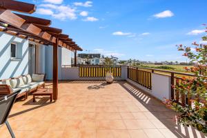 Villa Rosedale by Ezoria Villas