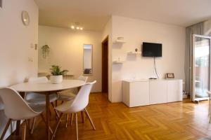 Apartment Davor 2231