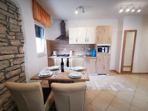 Meressa Paolia Apartments