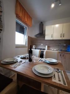 Meressa Paolia Apartments