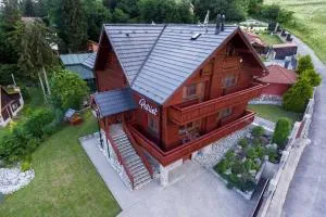 Villa Patriot - Penzión - 上鲁日巴希