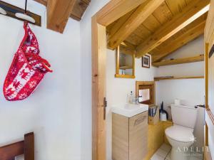 Chalets Chalet Montvalezan-La Rosiere, 5 pieces, 8 personnes - FR-1-398-599 : photos des chambres