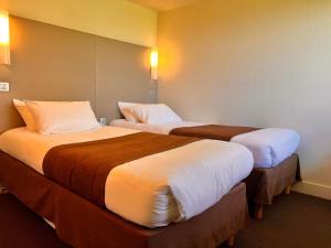 Hotels Campanile Troyes Sud - Bucheres : Hébergement Lit Double et Lit Junior (Jusqu'à 10 Ans)