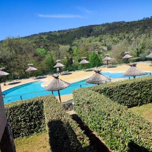 Maisons de vacances Maison de 3 chambres avec piscine partagee jardin et wifi a Salavas : photos des chambres