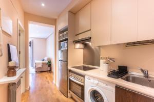 For you Rentals Elegante y colonial Apartamento TEMPORAL en Malasaña MAD283