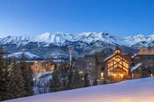 2BR Mountain Lodge Luxury Skiin out Best Amenities - Telluride